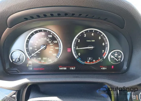 2016 BMW X3 xDrive28I из США, поврежденный, VIN 5UXWX9C57G0D82993